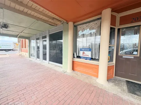 2036 Avenue F Bay City TX 77414