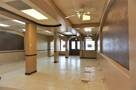 2036 Avenue F Bay City TX 77414