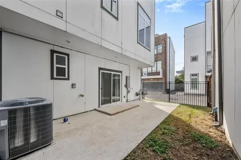 6106 Clarkson Lane D Houston TX 77055