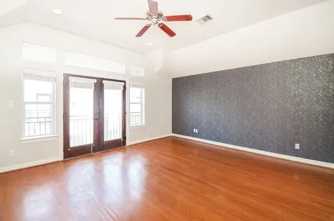 1148 W 25th Street G Houston TX 77008
