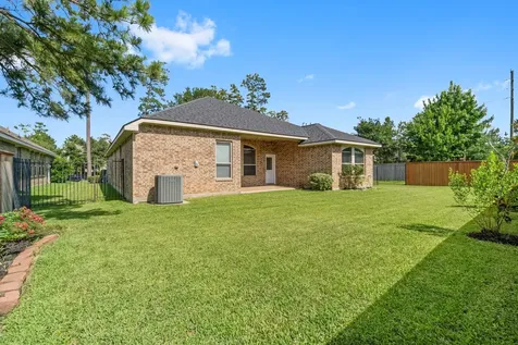 7 Fraiser Fir Place Spring TX 77389