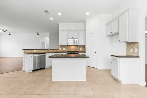 7 Fraiser Fir Place Spring TX 77389