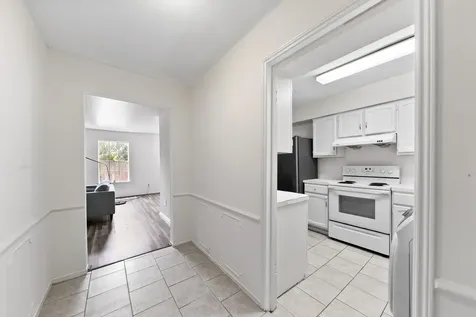 361 N Post Oak Lane 231 Houston TX 77024