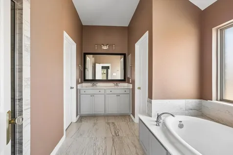 3738 Amoroso Drive Iowa Colony TX 77583