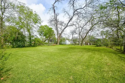 607 Riveredge Drive Richmond TX 77406