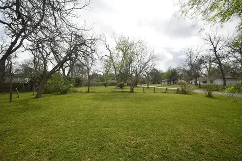 607 Riveredge Drive Richmond TX 77406