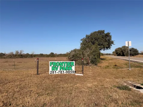 3570 Fm-822 Edna TX 77957