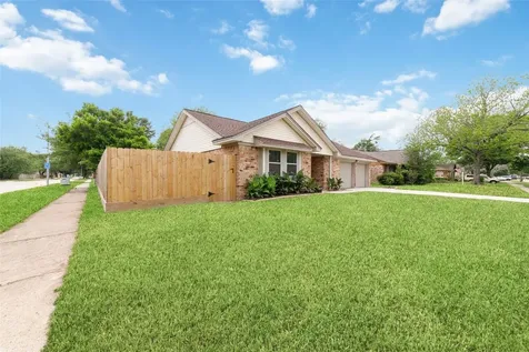 16303 Deer Lick Drive Houston TX 77090