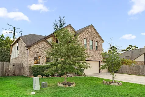 931 S Chamfer Way Crosby TX 77532