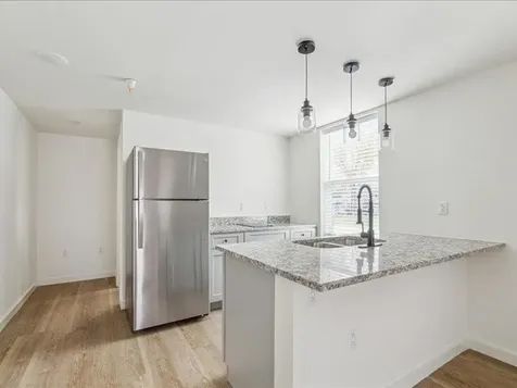 905 74th Street 3 Houston TX 77011