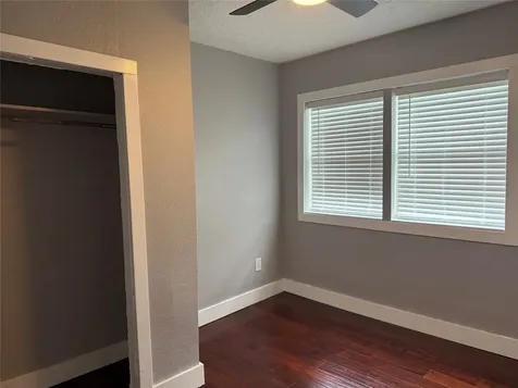 8926 Courtney Drive Highlands TX 77562