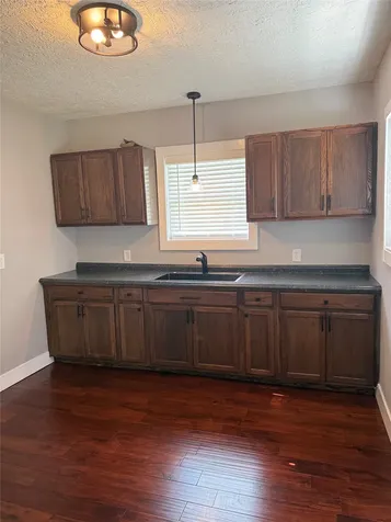 8926 Courtney Drive Highlands TX 77562