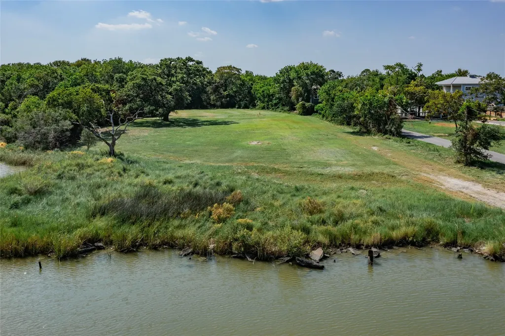 1917 Clopper Street Seabrook TX 77586