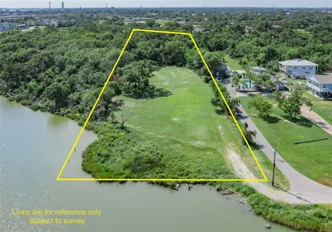 1917 Clopper Street Seabrook TX 77586