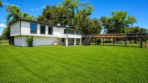 29927 County Road 25 Damon TX 77430