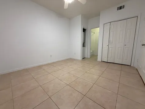 4041 Law Street 606 Houston TX 77005