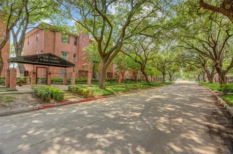 4041 Law Street 606 Houston TX 77005