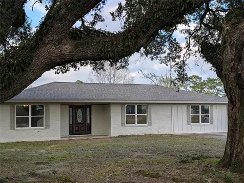 1145 Cuniff Road Sour Lake TX 77659
