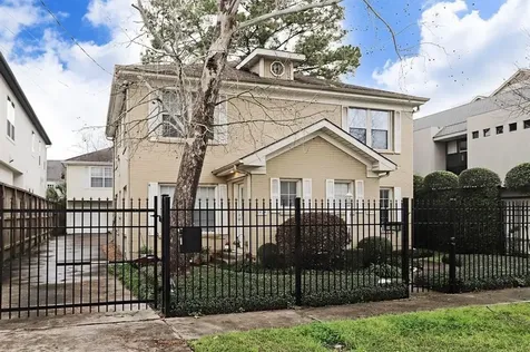 2424 Brun Street Houston TX 77019
