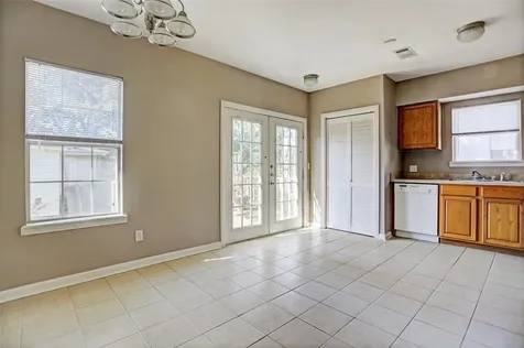 2424 Brun Street Houston TX 77019