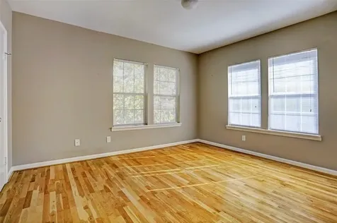 2424 Brun Street Houston TX 77019