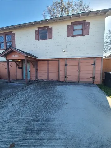 1827 Fourcade Street Houston TX 77023