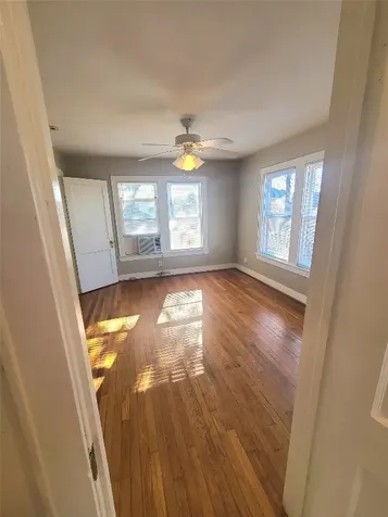 1827 Fourcade Street Houston TX 77023