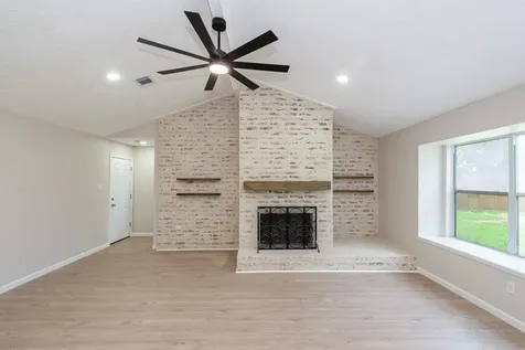 16911 Bougainvilla Lane Friendswood TX 77546