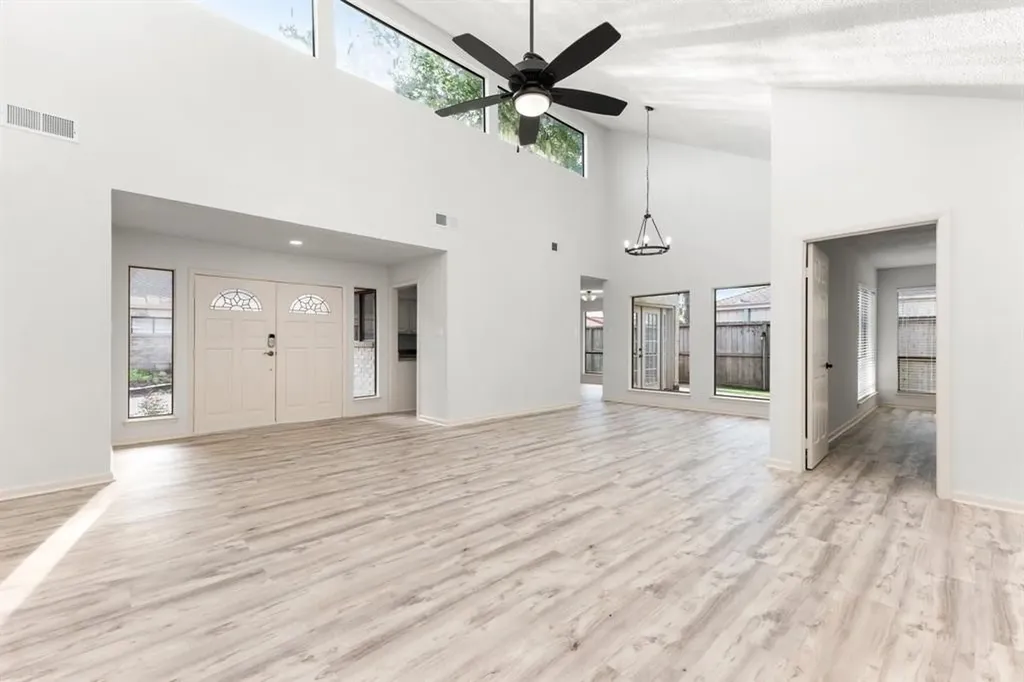 12800 Briar Forest Drive 91 Houston TX 77077