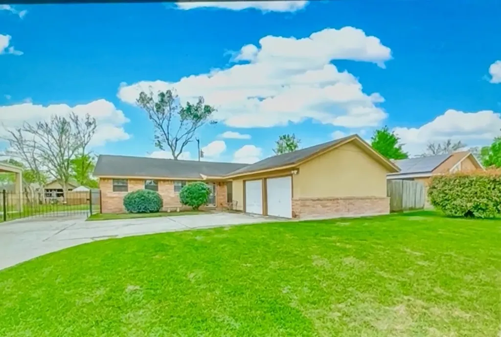 5707 Trafalgar Drive Houston TX 77085