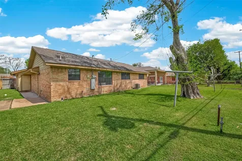 5707 Trafalgar Drive Houston TX 77085