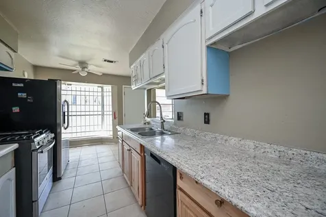9630 Glenwood Forest Drive Houston TX 77078