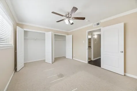 300 Pecore Street 19 Houston TX 77009