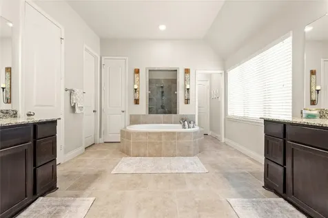 119 Bradford Bluff Drive Montgomery TX 77316