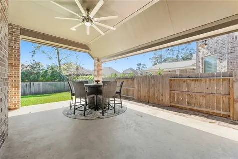119 Bradford Bluff Drive Montgomery TX 77316