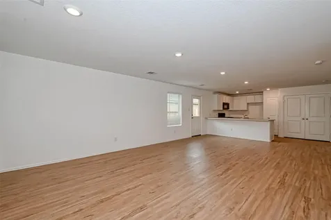 5027 Hurston Park Trail Rosharon TX 77583