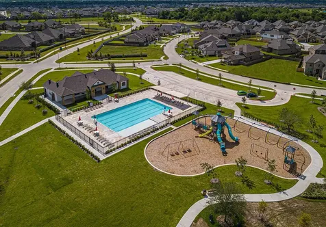 5027 Hurston Park Trail Rosharon TX 77583