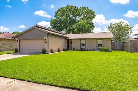 306 Morningside Drive League City TX 77573