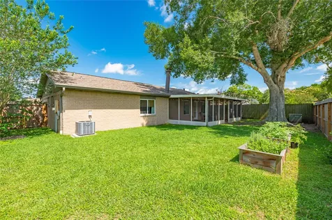 306 Morningside Drive League City TX 77573