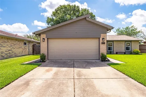 306 Morningside Drive League City TX 77573