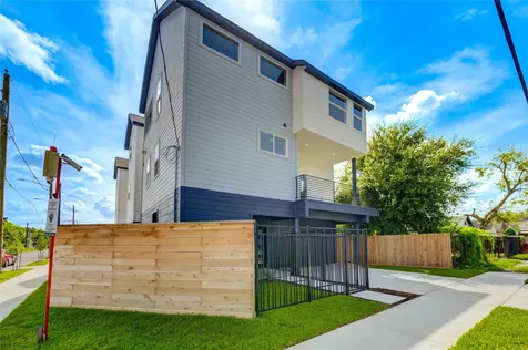 1928 Gregg Street Houston TX 77020