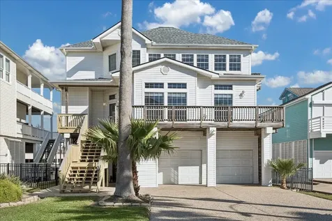 918 Long Reach Drive Tiki Island TX 77554