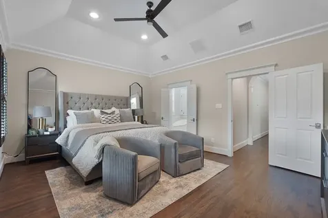 537 W 22nd Street Houston TX 77008