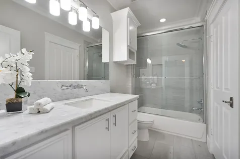 537 W 22nd Street Houston TX 77008