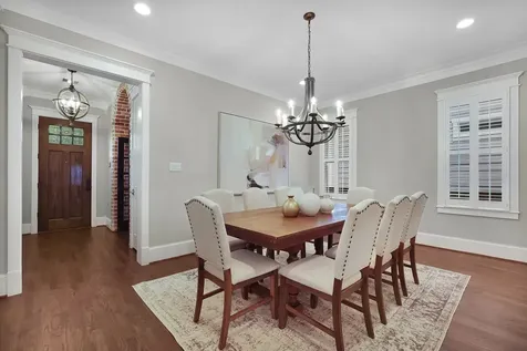 537 W 22nd Street Houston TX 77008
