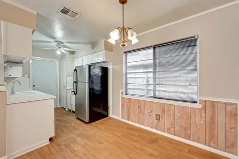 4739 Parkland Street Pasadena TX 77504