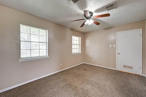 4739 Parkland Street Pasadena TX 77504