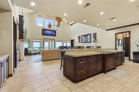 680 Villa Drive Crystal Beach TX 77650