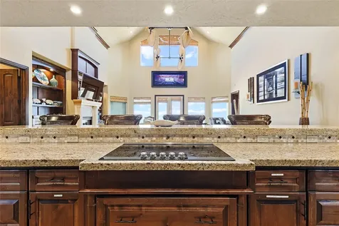 680 Villa Drive Crystal Beach TX 77650