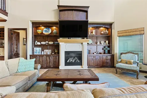 680 Villa Drive Crystal Beach TX 77650